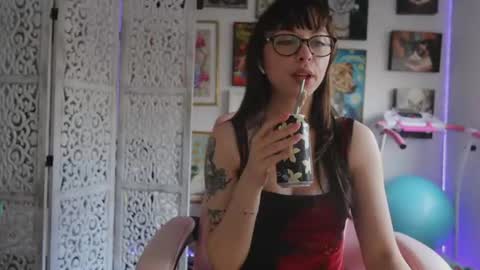 MakiyahBelle online show from June 10, 2026, 4:45 am
