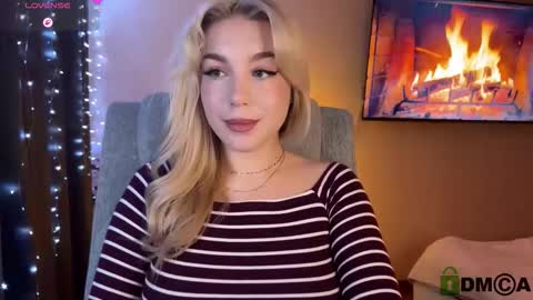 maksisisia online show from January 5, 2026, 5:27 pm