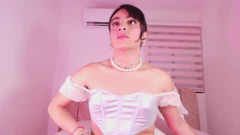 malaia thompson  online show from June 6, 2026, 11:59 am