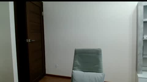 malchyshka online show from August 6, 2026, 1:35 pm