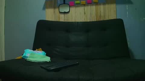 Snapshot of malcompierce chatting on February 27, 2025, 4:20 am Malcom online show from February 27, 2025, 4:20 am