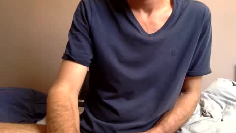 Snapshot of malefrench1 chatting on October 18, 2025, 12:06 pm malefrench1 online show from October 18, 2025, 12:06 pm
