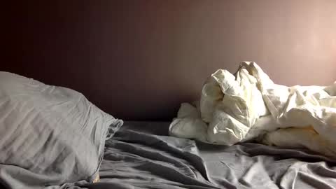 malefrench1 online show from March 21, 2026, 3:22 am