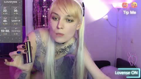 Mischelle online show from December 17, 2024, 2:12 am