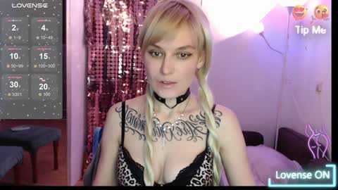 Mischelle online show from December 22, 2024, 1:01 am