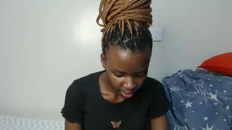 lati online show from November 1, 2025, 12:29 pm