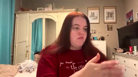 SCARLET online show from November 21, 2025, 5:44 pm