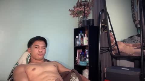 Snapshot of malikgray chatting on October 3, 2025, 5:59 am Malik online show from October 3, 2025, 5:59 am