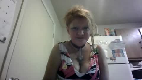 malinda702 online show from November 3, 2025, 2:57 am