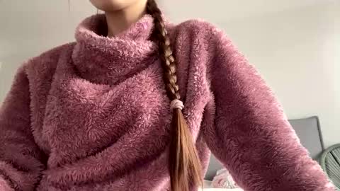 Snapshot of malinka_sweet19 chatting on October 19, 2025, 7:20 am malinka_sweet19 online show from October 19, 2025, 7:20 am