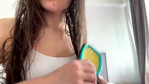 Snapshot of malinka_sweet19 chatting on October 26, 2025, 9:37 am malinka_sweet19 online show from October 26, 2025, 9:37 am