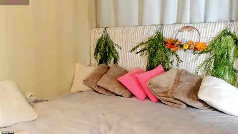 Snapshot of malisha_kiss chatting on November 2, 2025, 9:11 am Masha online show from November 2, 2025, 9:11 am