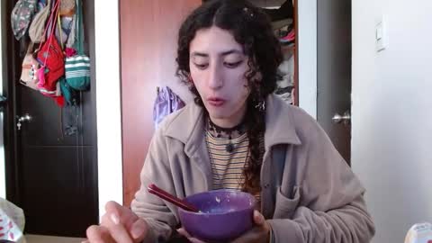 Malita online show from October 22, 2025, 7:24 pm