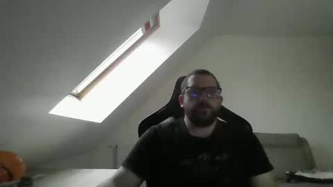 Snapshot of malou2927 chatting on January 1, 2025, 8:35 am breton online show from January 1, 2025, 8:35 am