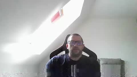 Snapshot of malou2927 chatting on October 11, 2025, 9:19 am breton online show from October 11, 2025, 9:19 am