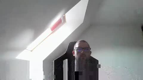 Snapshot of malou2927 chatting on November 8, 2025, 10:26 am breton online show from November 8, 2025, 10:26 am