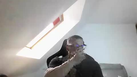 breton online show from February 15, 2026, 8:57 am