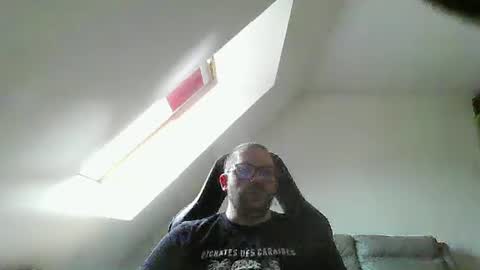 breton online show from May 1, 2026, 8:08 am