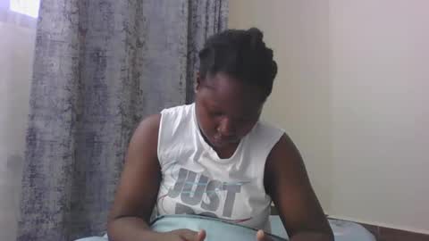 mamasita2023 online show from January 28, 2025, 6:49 am