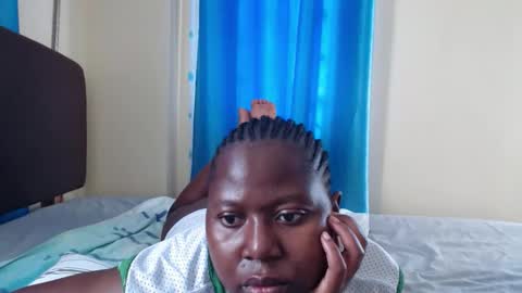 mamasita2023 online show from February 10, 2025, 12:29 pm