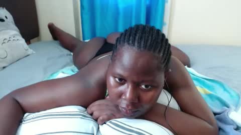 mamasita2023 online show from February 16, 2025, 2:00 pm