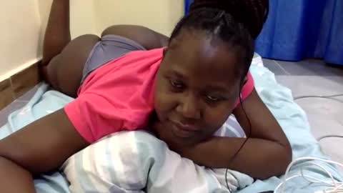 mamasita2023 online show from December 16, 2025, 6:13 pm