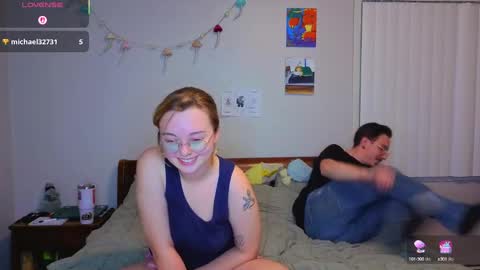 MamiCloudz online show from October 6, 2025, 2:09 am