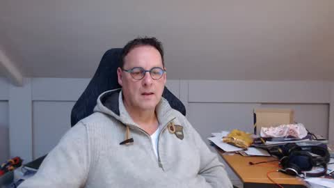 Snapshot of man2havefun chatting on December 31, 2024, 1:08 pm man2havefun online show from December 31, 2024, 1:08 pm