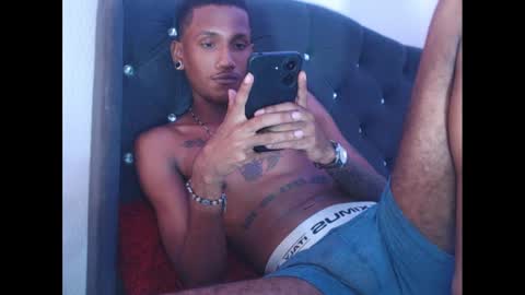 Snapshot of man_san11 chatting on December 15, 2024, 8:25 pm man_san11 online show from December 15, 2024, 8:25 pm