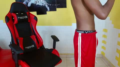 Snapshot of man_san11 chatting on February 2, 2025, 5:37 pm man_san11 online show from February 2, 2025, 5:37 pm