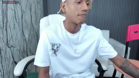 Snapshot of man_san11 chatting on November 10, 2025, 2:27 pm man_san11 online show from November 10, 2025, 2:27 pm