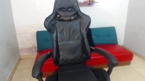 Snapshot of man_san11 chatting on November 15, 2025, 5:53 pm man_san11 online show from November 15, 2025, 5:53 pm