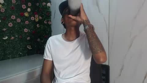 man_san11 online show from June 29, 2026, 4:29 pm