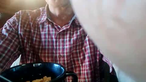 Snapshot of mandnforever100 chatting on February 1, 2026, 3:43 pm mandnforever100 online show from February 1, 2026, 3:43 pm