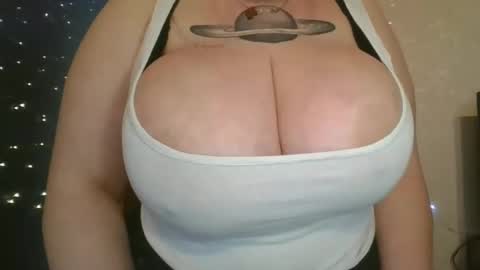 Snapshot of mandy_belcher chatting on February 18, 2025, 11:33 am Mandy online show from February 18, 2025, 11:33 am