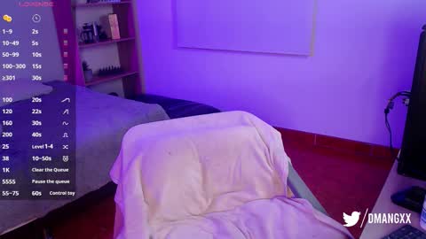 Snapshot of mangxx chatting on October 18, 2025, 10:54 pm Danny online show from October 18, 2025, 10:54 pm