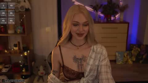 Amelie online show from February 23, 2026, 7:44 pm