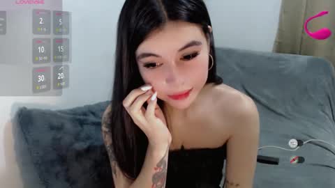 Snapshot of manilynforyou chatting on November 13, 2025, 8:13 am manilynforyou online show from November 13, 2025, 8:13 am