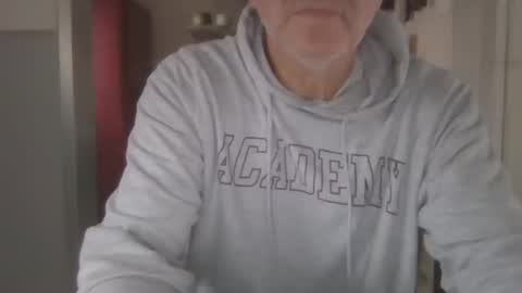 manngrossbite online show from January 5, 2025, 3:13 pm