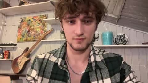 manolein online show from December 15, 2024, 8:25 pm