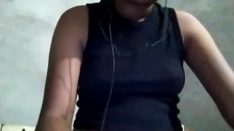 manreet_sen23 online show from September 14, 2025, 12:48 pm