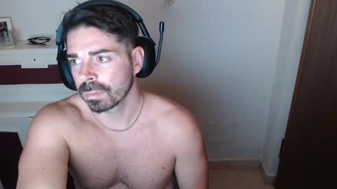 Snapshot of manu_torino chatting on October 8, 2025, 12:41 am manu_torino online show from October 8, 2025, 12:41 am