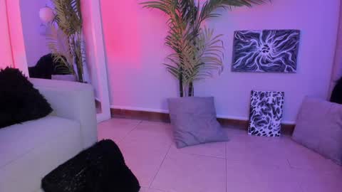 Snapshot of manu_velez_ chatting on December 6, 2024, 2:28 pm Manu Velez online show from December 6, 2024, 2:28 pm