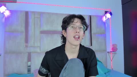 Manuel online show from December 26, 2024, 7:27 pm