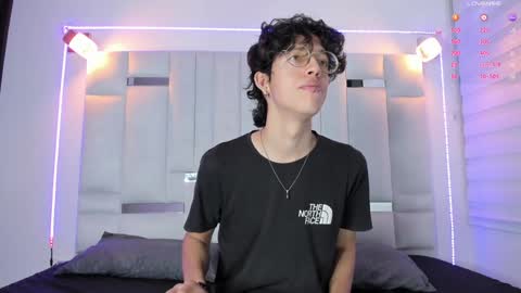 Manuel online show from January 3, 2025, 8:01 pm