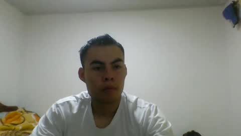Snapshot of manuel9810 chatting on January 5, 2025, 12:31 am manuel9810 online show from January 5, 2025, 12:31 am