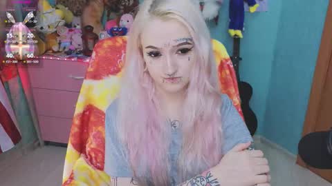 Manuela online show from November 7, 2025, 8:42 pm