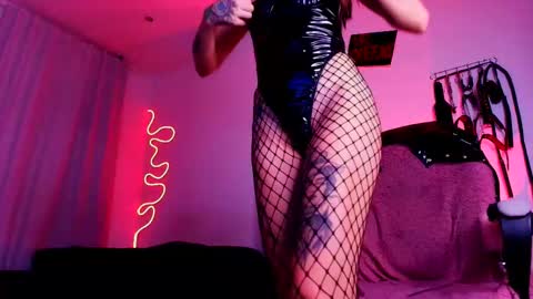 Snapshot of manuevans10 chatting on September 23, 2025, 9:56 am manuevans10 online show from September 23, 2025, 9:56 am