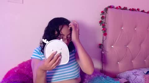 Manu  online show from February 16, 2025, 9:38 pm