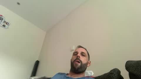 manynaaamess online show from September 14, 2025, 1:54 pm